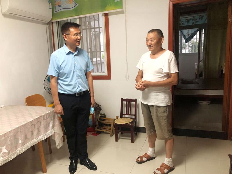 洪曉東走訪(fǎng).jpg
